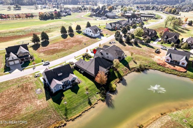 2775 Old Club Rd, Loudon, TN 37774