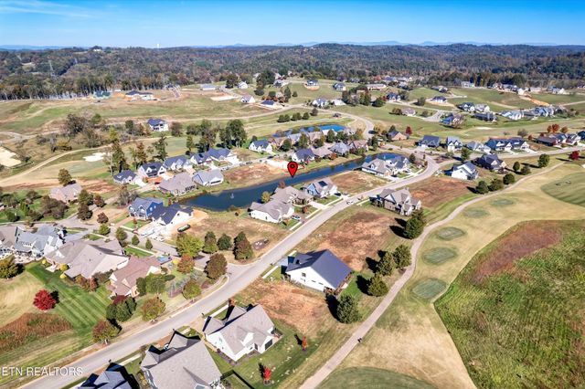 2775 Old Club Rd, Loudon, TN 37774