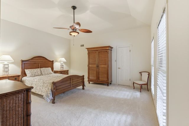 7250 PLANTATION CIR, Germantown, TN 38138