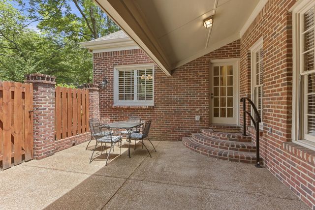 7250 PLANTATION CIR, Germantown, TN 38138