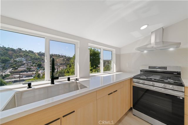 4365 O Neill, Los Angeles, CA 90032
