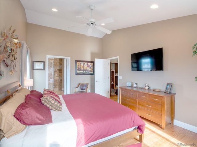 3385 S Tulare Ct, Denver, CO 80231