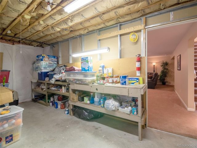 3385 S Tulare Ct, Denver, CO 80231