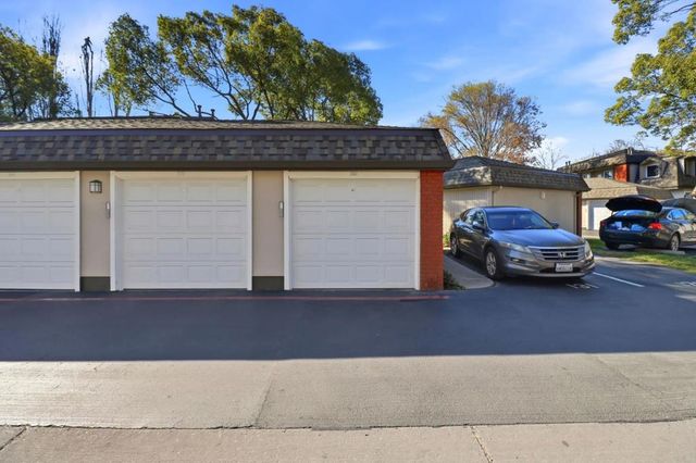 3241 Shadow Park Place, San Jose, CA 95121