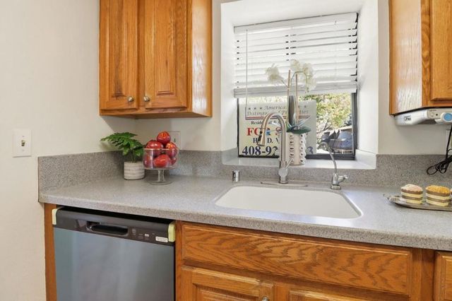 3241 Shadow Park Place, San Jose, CA 95121