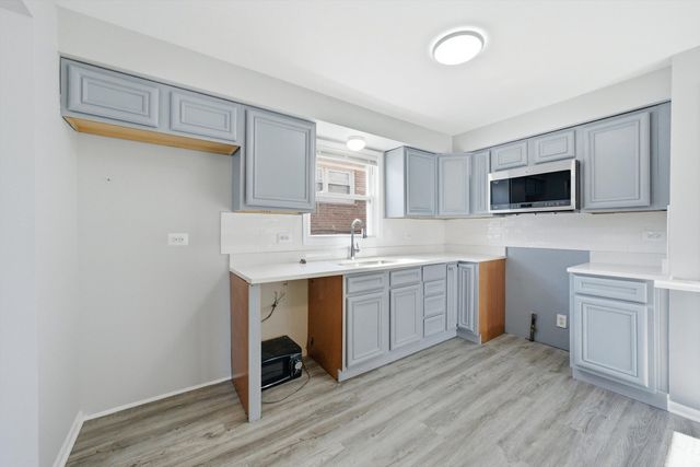 288 CALHOUN Avenue, Calumet City, IL 60409