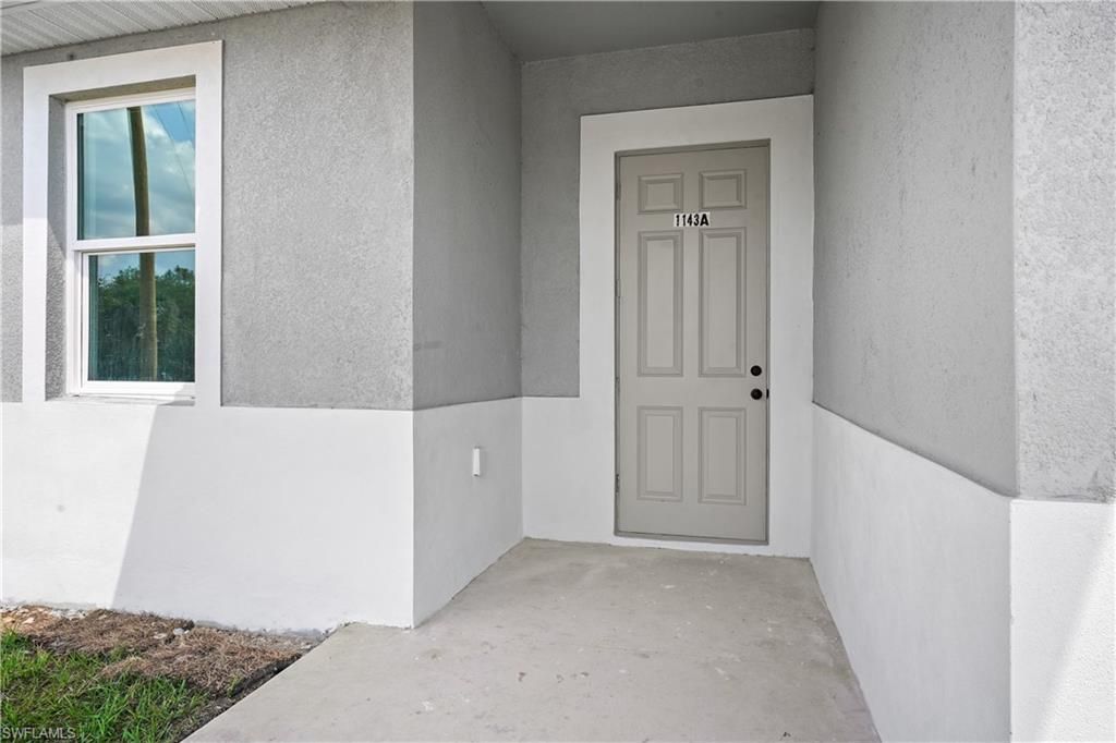 1020 bell, LEHIGH ACRES, FL 33974 — photo 4