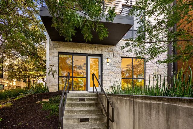 2003 Wilson ST 5, Austin, TX 78704