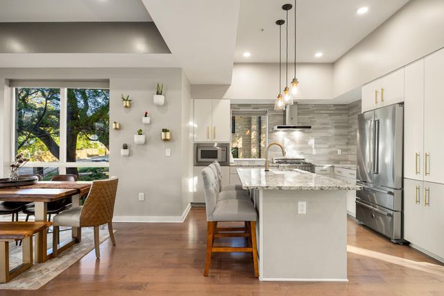 2003 Wilson ST 5, Austin, TX 78704