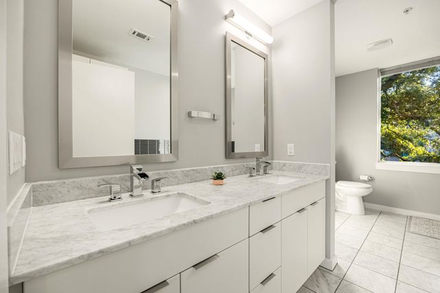 2003 Wilson ST 5, Austin, TX 78704
