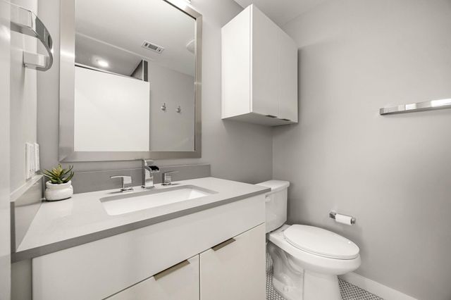 2003 Wilson ST 5, Austin, TX 78704
