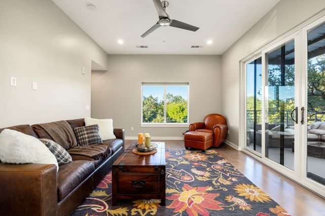 2003 Wilson ST 5, Austin, TX 78704