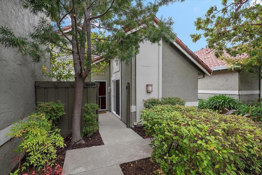 5689 Seifert Avenue, San Jose, CA 95118