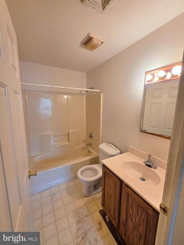 1411 FULTON ST, Harrisburg, PA 17102