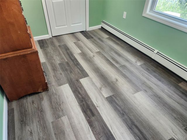 3 Brook Lane, Levittown, NY 11756