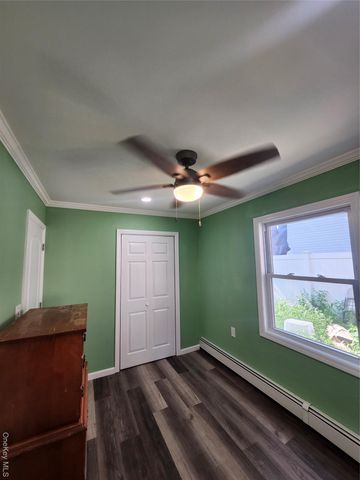 3 Brook Lane, Levittown, NY 11756