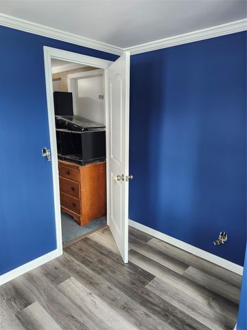 3 Brook Lane, Levittown, NY 11756