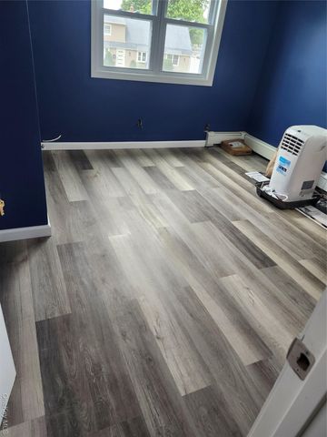 3 Brook Lane, Levittown, NY 11756