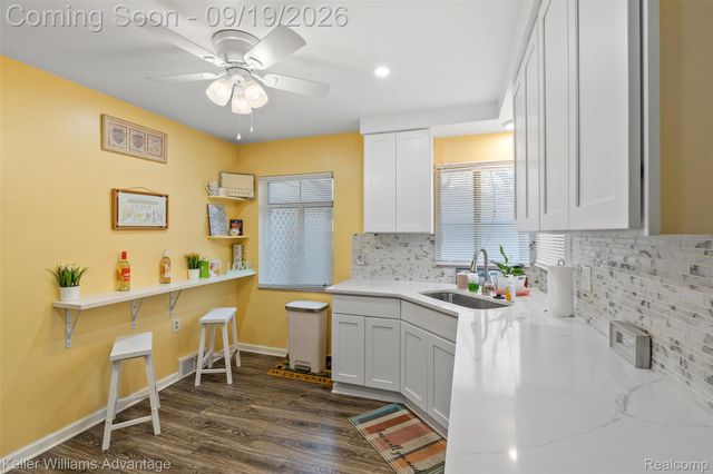 21407 Broadstone Street, Harper Woods, MI 48225