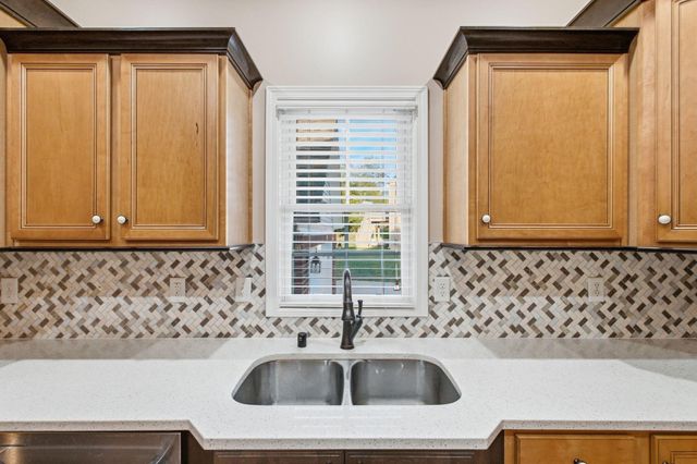 824 Stone Ridge Drive, Richmond, KY 40475