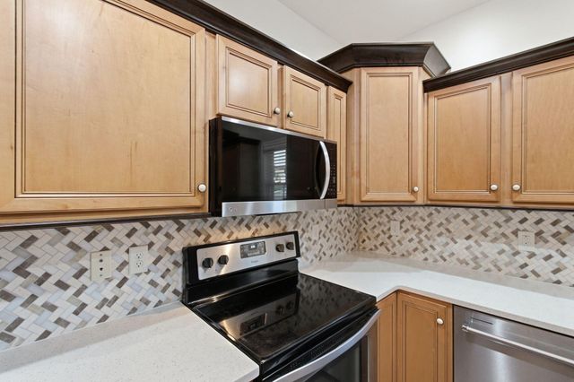 824 Stone Ridge Drive, Richmond, KY 40475