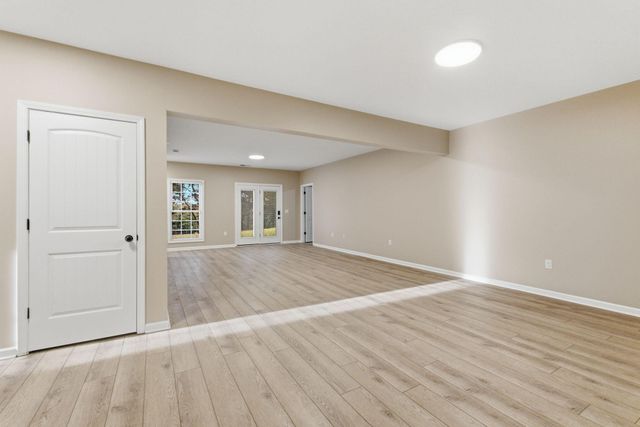 824 Stone Ridge Drive, Richmond, KY 40475
