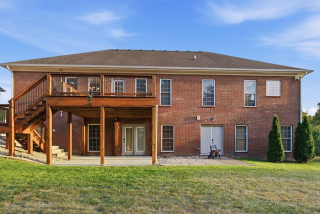 824 Stone Ridge Drive, Richmond, KY 40475