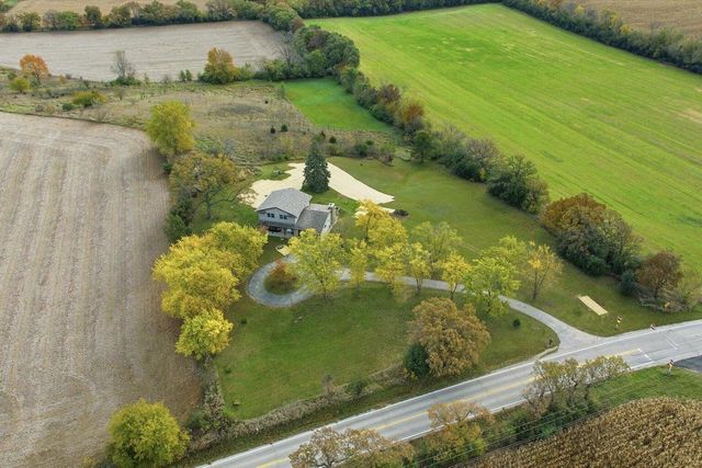 W309S8296 County Road I, Mukwonago, WI 53149