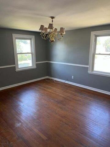 7021 Monroe Avenue, Hammond, IN 46324