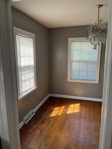7021 Monroe Avenue, Hammond, IN 46324