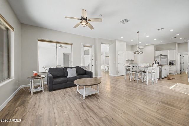 41116 N LYTHAM Way, Phoenix, AZ 85086