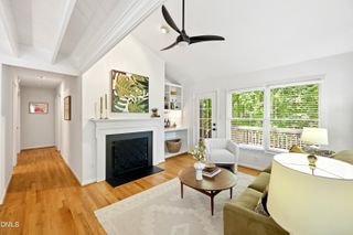 105 Oxford Hills Drive, Chapel Hill, NC 27514