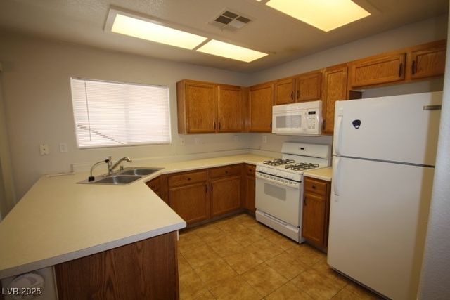 7912 Wood Shadow Court, Las Vegas, NV 89131