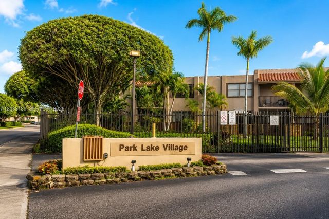 240 W Park Drive 2054, Miami, FL 33172