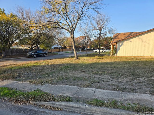 2503 Alan Shephard Dr., Kirby, TX 78219