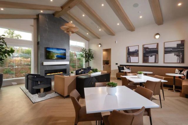 1781 Camino Strava 1, Chula Vista, CA 91913