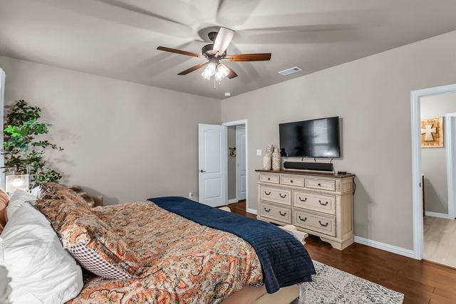 612 Sundrop Drive, Little Elm, TX 75068