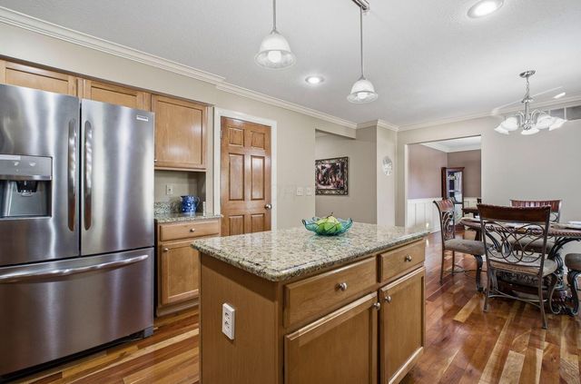 2216 Reeves Avenue, Lewis Center, OH 43035