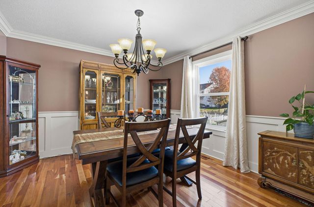 2216 Reeves Avenue, Lewis Center, OH 43035