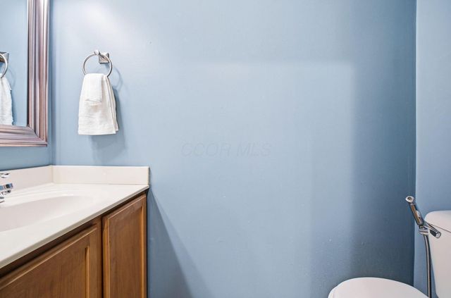 2216 Reeves Avenue, Lewis Center, OH 43035