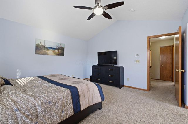 2216 Reeves Avenue, Lewis Center, OH 43035