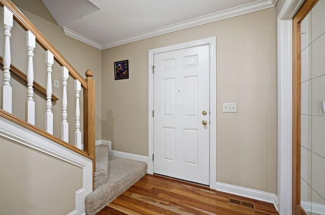 2216 Reeves Avenue, Lewis Center, OH 43035