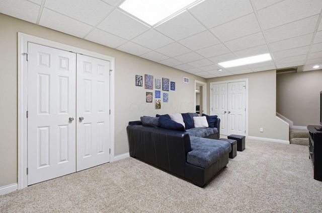 2216 Reeves Avenue, Lewis Center, OH 43035