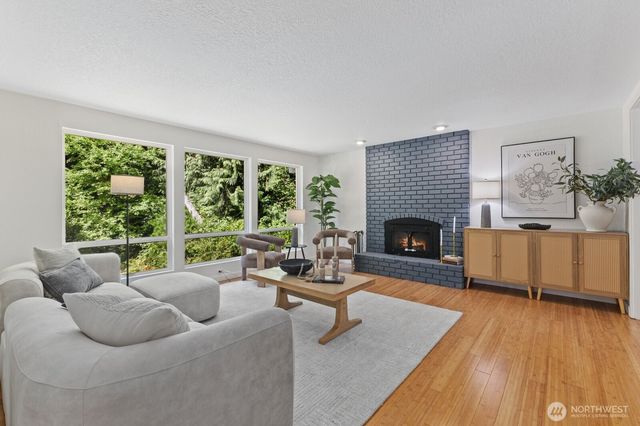 23410 NE Old Woodinville-Duvall Rd, Woodinville, WA 98077