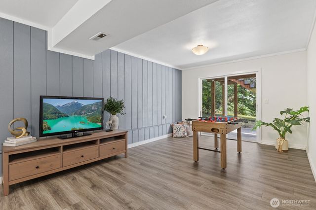 23410 NE Old Woodinville-Duvall Rd, Woodinville, WA 98077