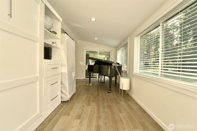 29517 164th Avenue SE, Kent, WA 98042