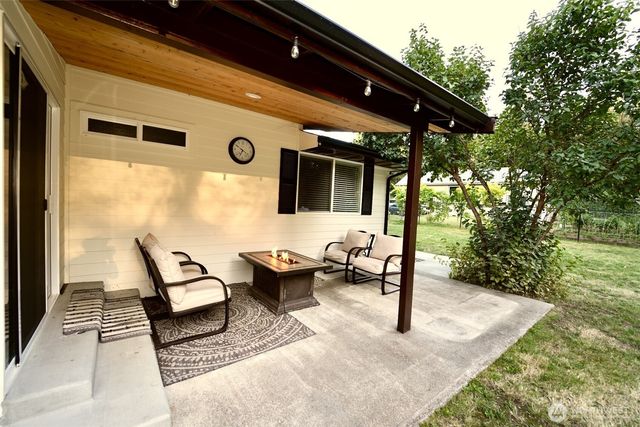 29517 164th Avenue SE, Kent, WA 98042