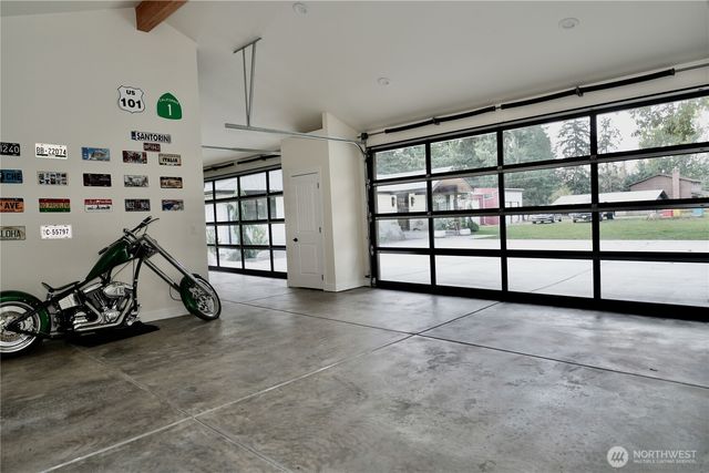 29517 164th Avenue SE, Kent, WA 98042