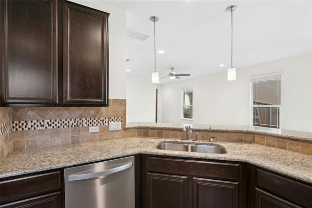 404 Buttercup Creek BLVD 46, Cedar Park, TX 78613