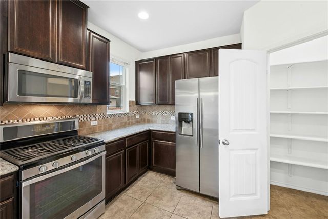 404 Buttercup Creek BLVD 46, Cedar Park, TX 78613